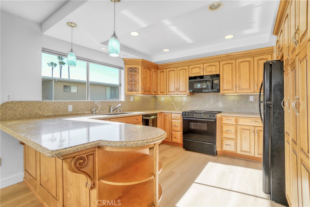 32700 Coastsite Drive 102