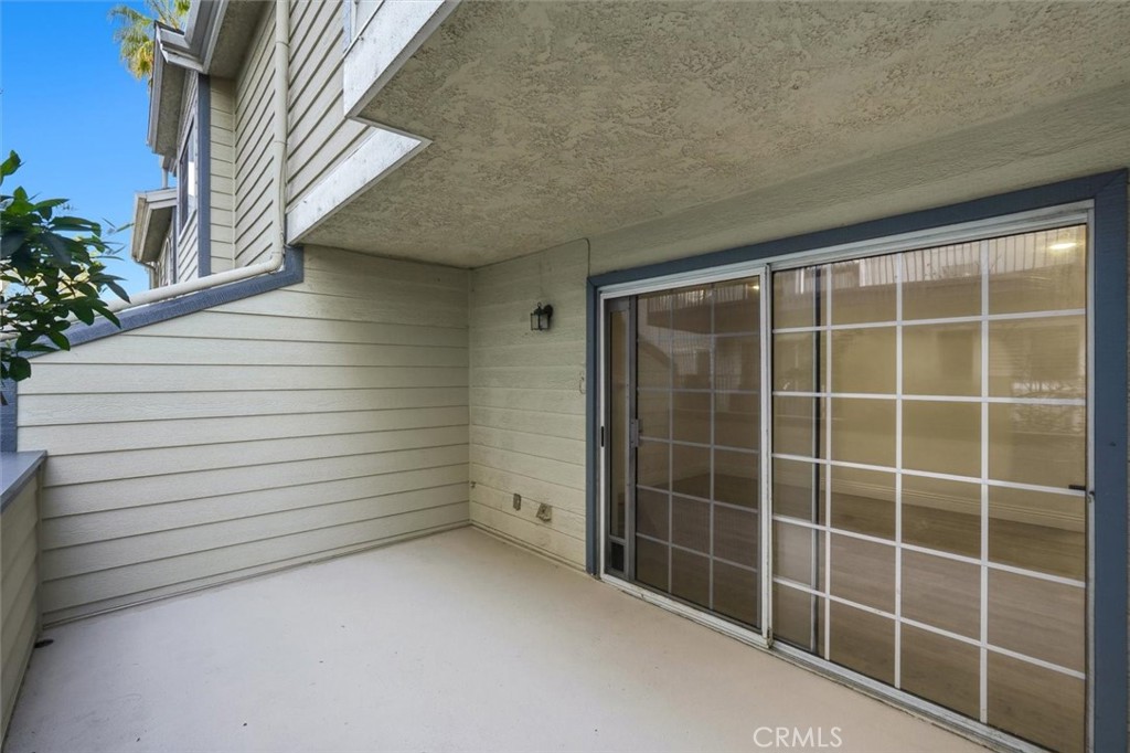 208 S Catalina Avenue