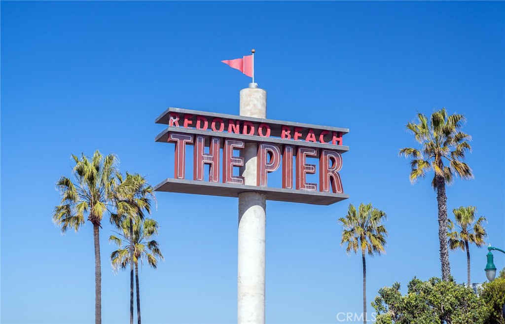 208 S Catalina Avenue