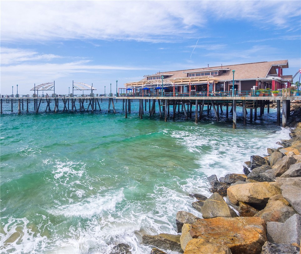 208 S Catalina Avenue