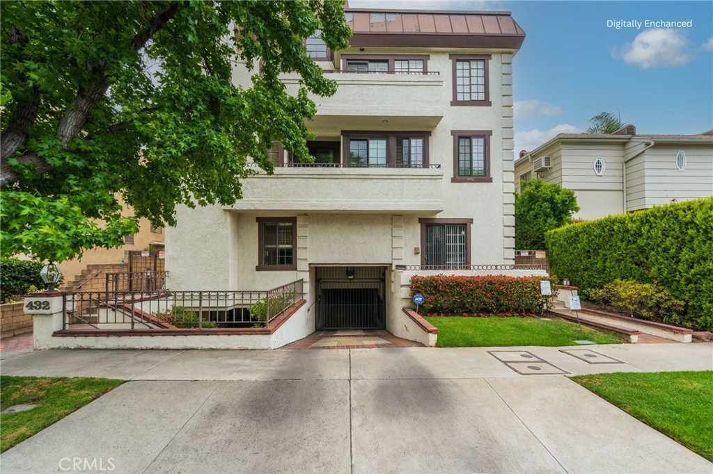 432 S Hamel Road 302