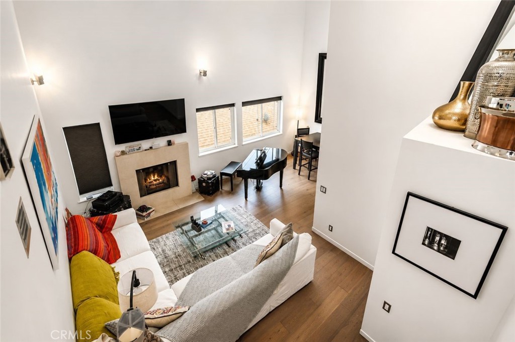 432 S Hamel Road 302