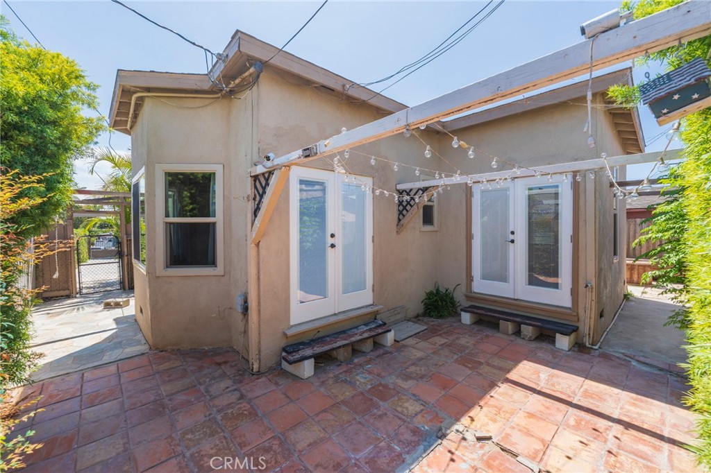 20423 Catalina Street