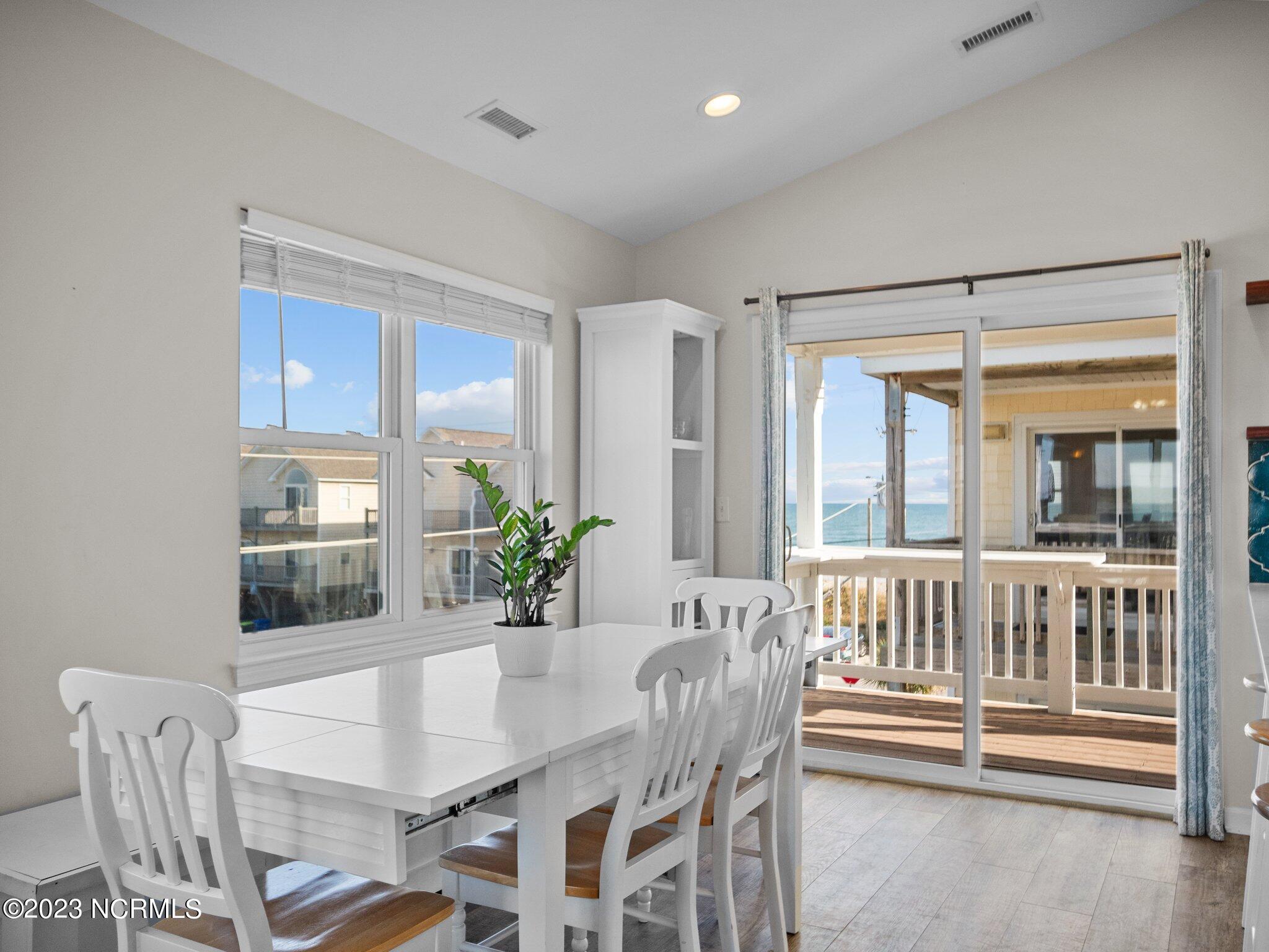 620 N Topsail Drive, C