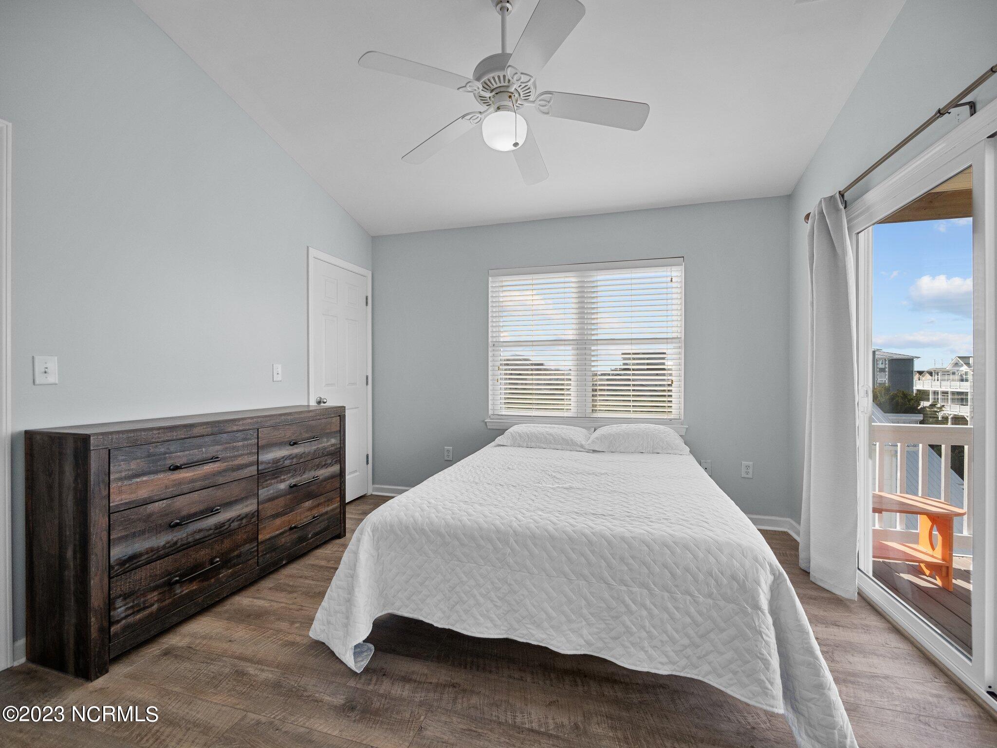 620 N Topsail Drive, C