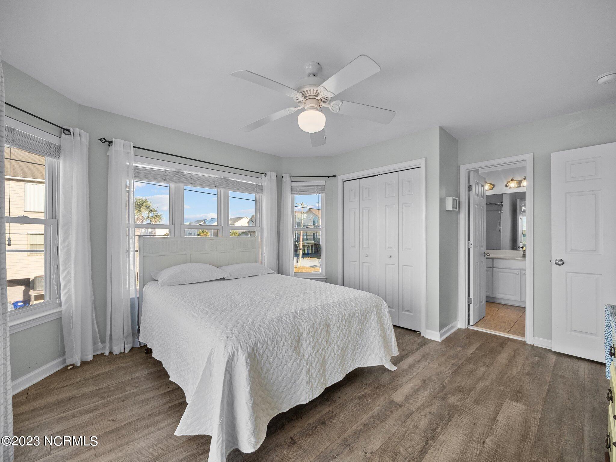 620 N Topsail Drive, C