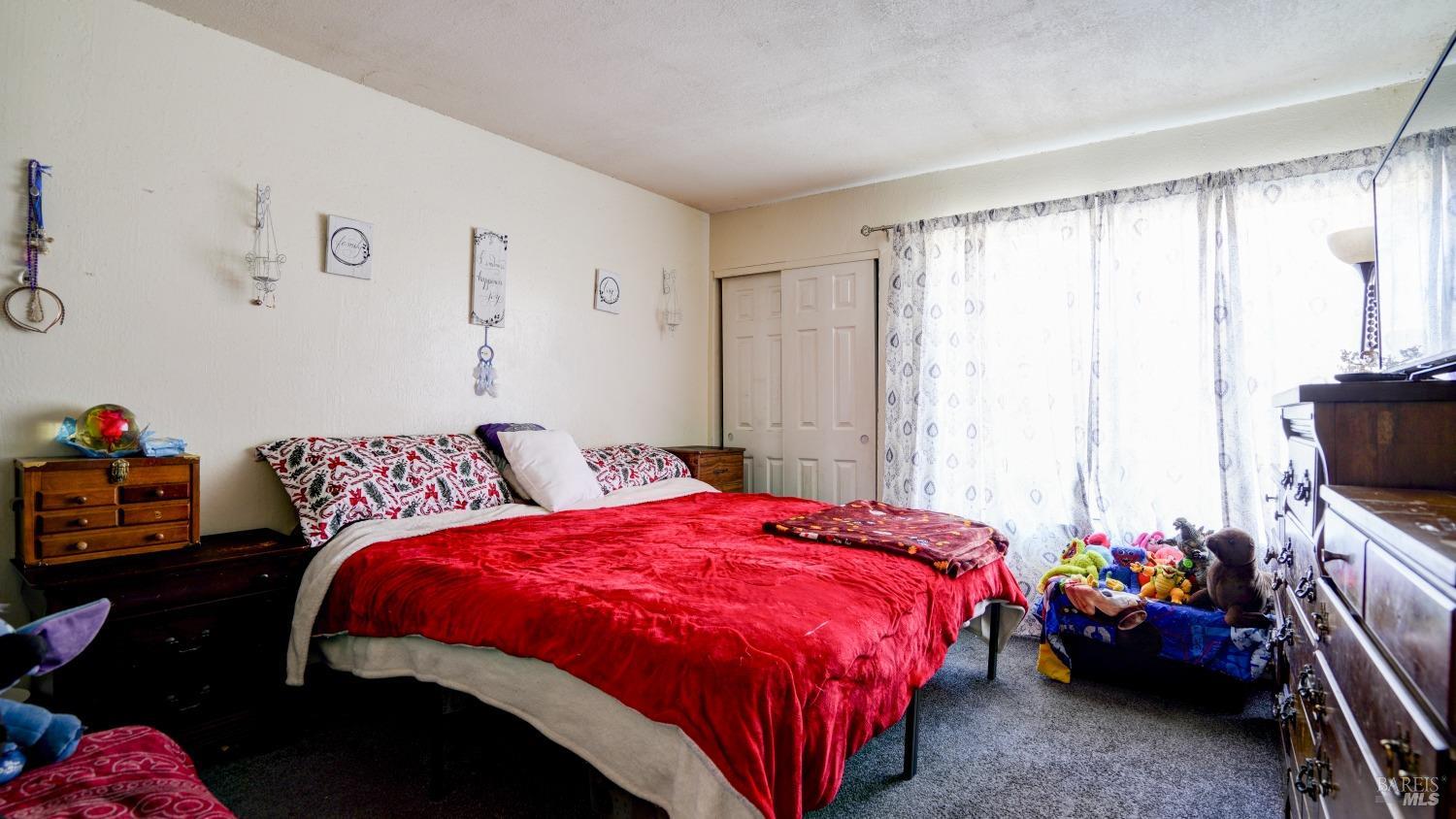 355 Parkview Ter #J8