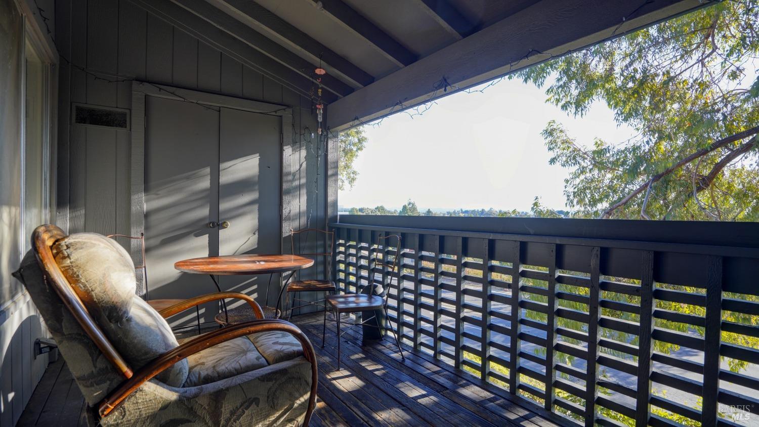 355 Parkview Ter #J8