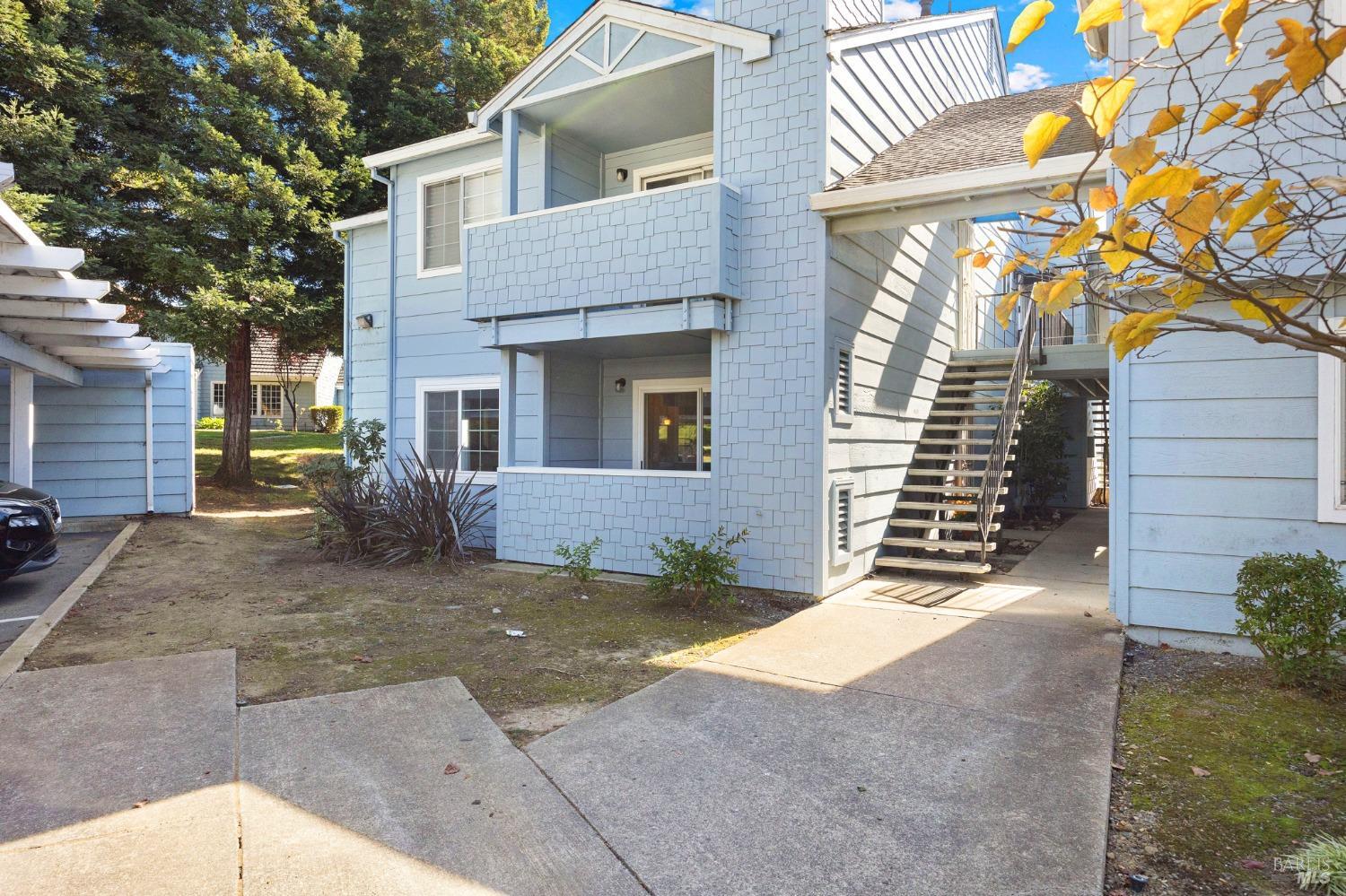 263 Lighthouse Dr
