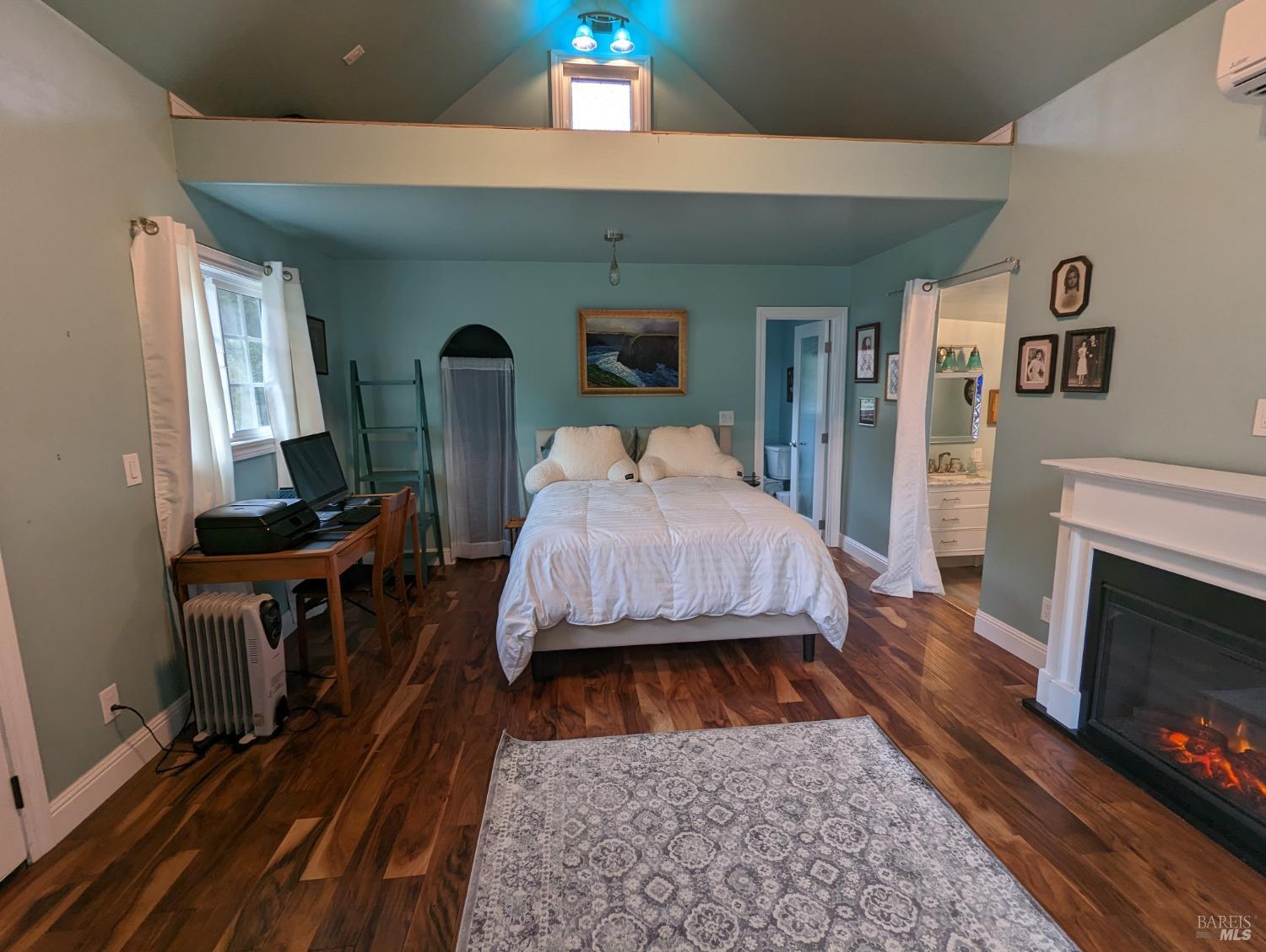 11900-12094 Hwy 116 Hwy