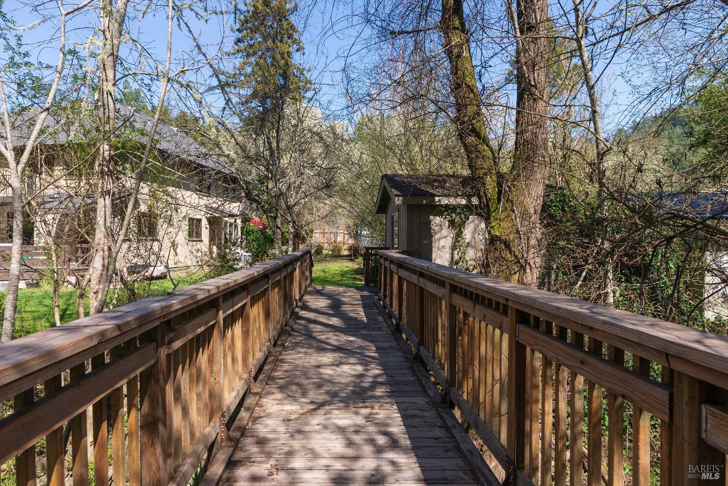 11900-12094 Hwy 116 Hwy