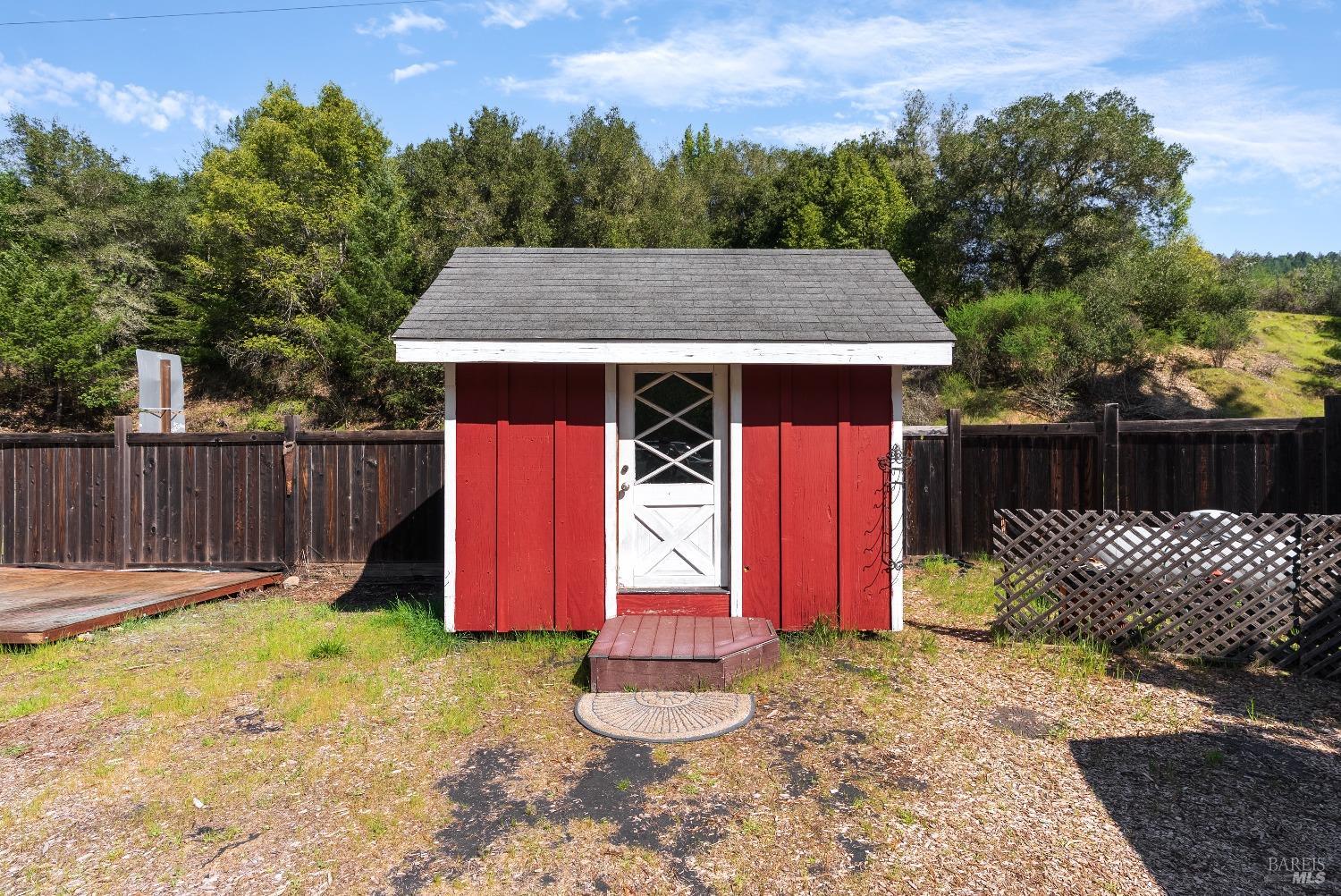 11900-12094 Hwy 116 Hwy