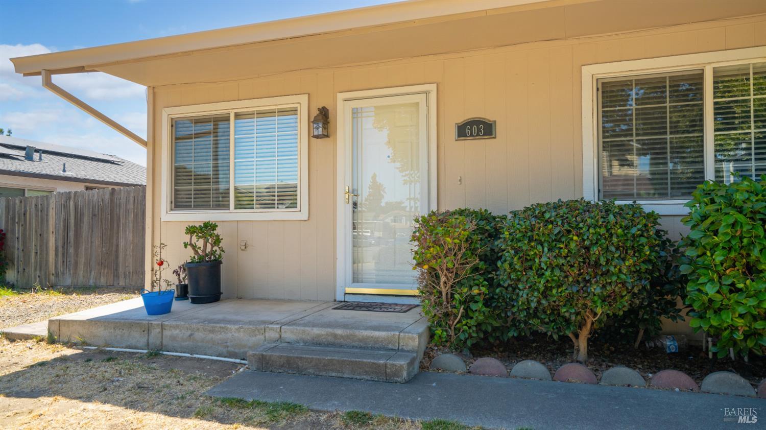 603 Charles Way