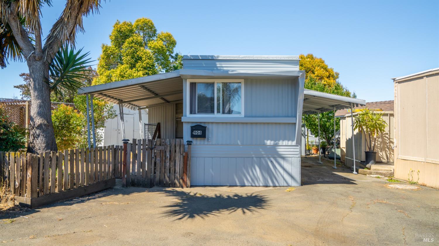 904 Santa Lori Ct