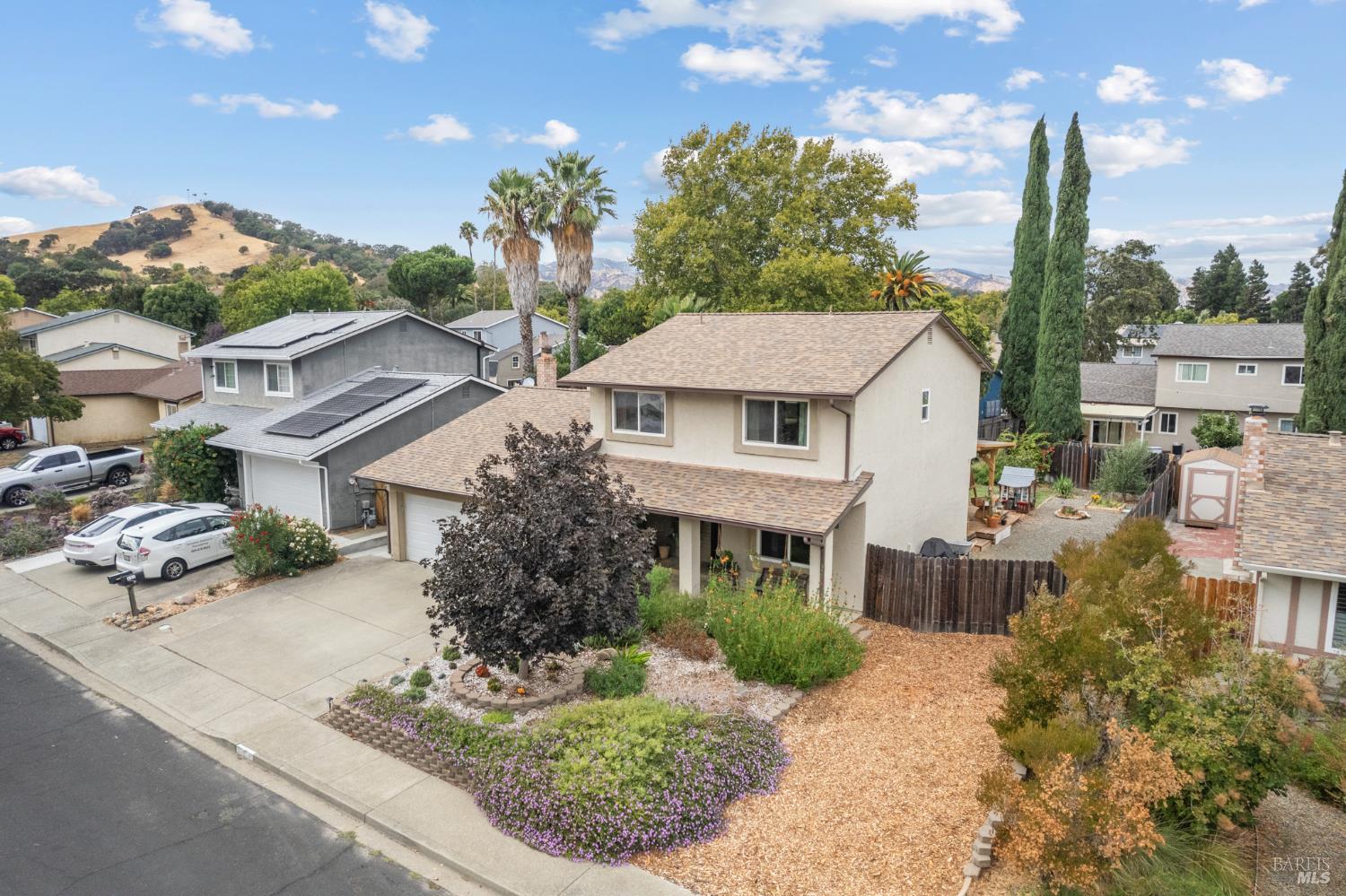 731 La Cruz Ln