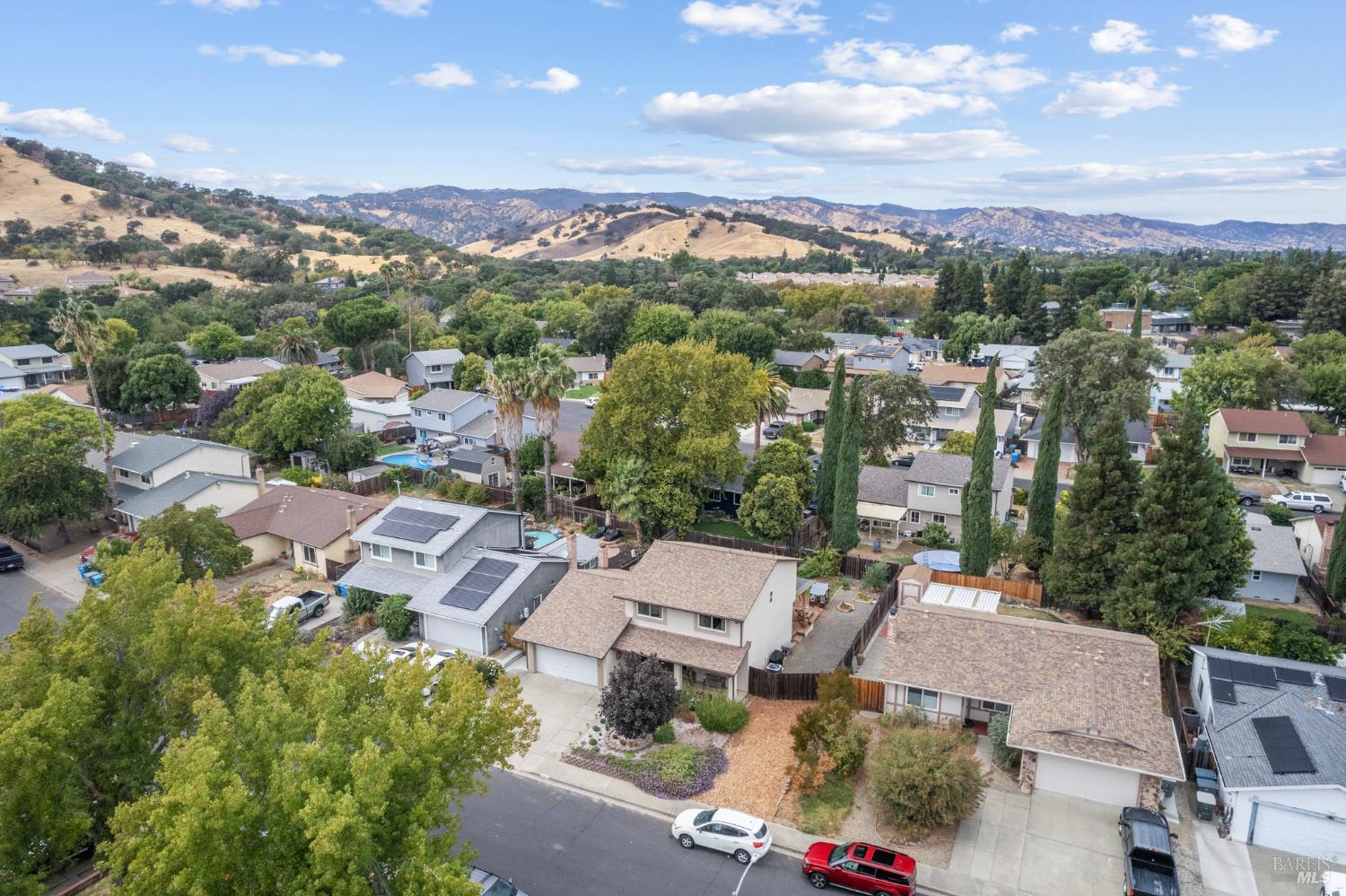 731 La Cruz Ln