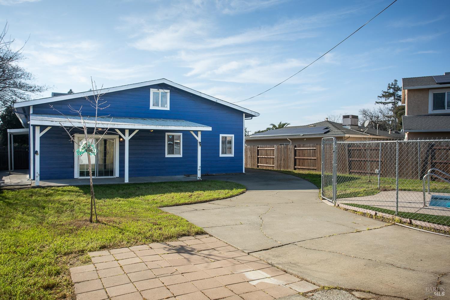 16 Solano Drive