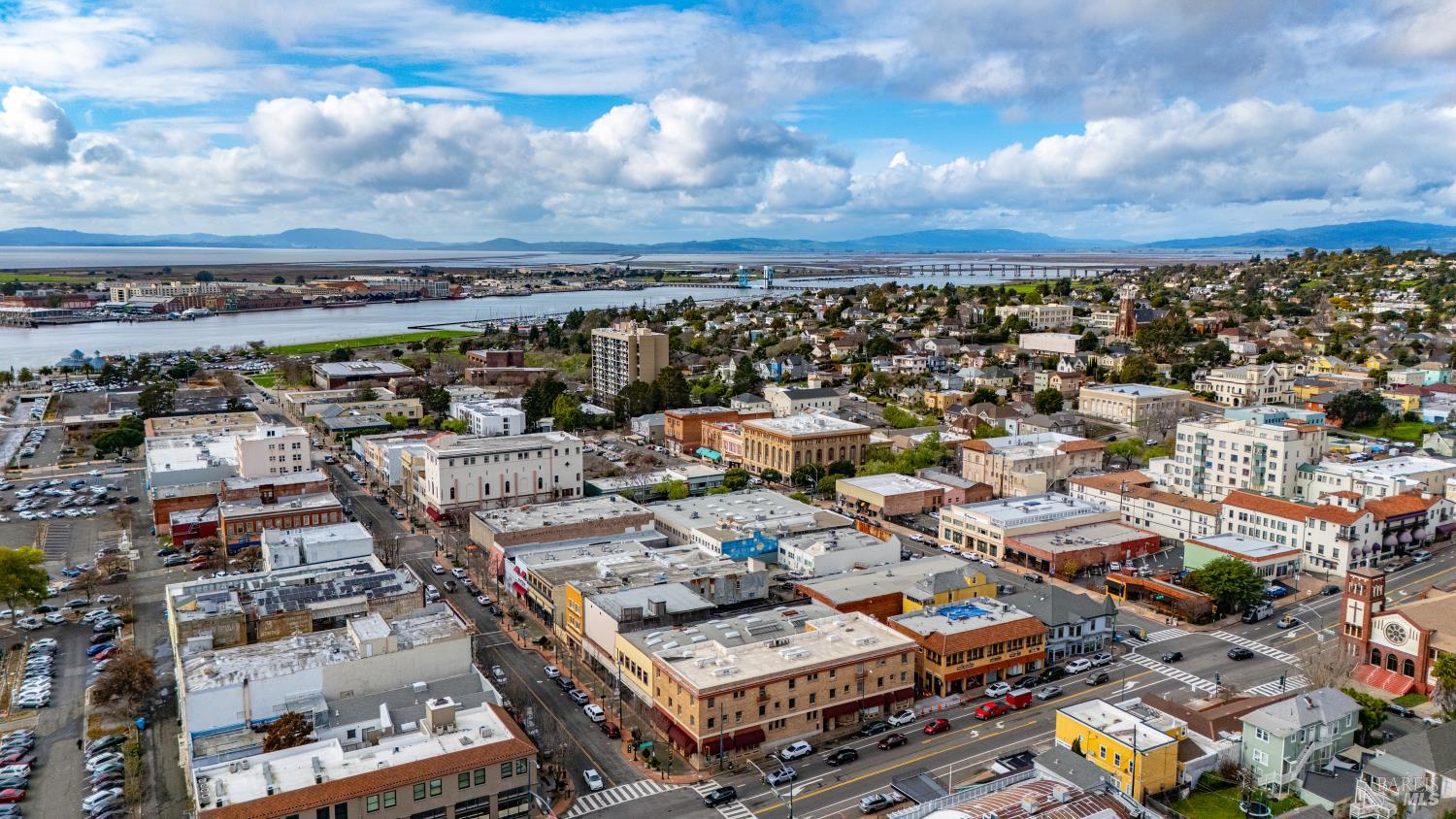 1711 Sonoma Boulevard