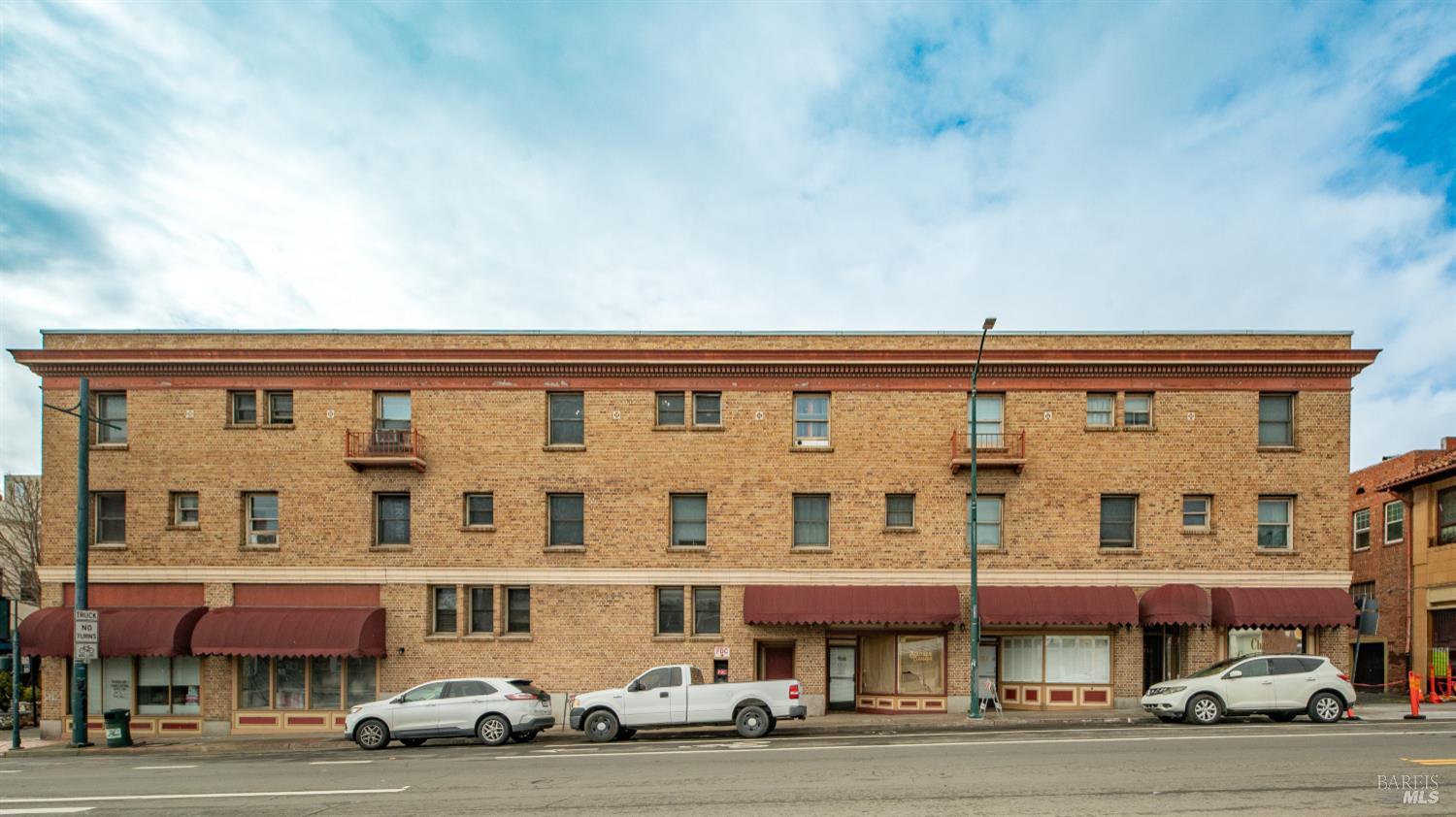 1711 Sonoma Boulevard