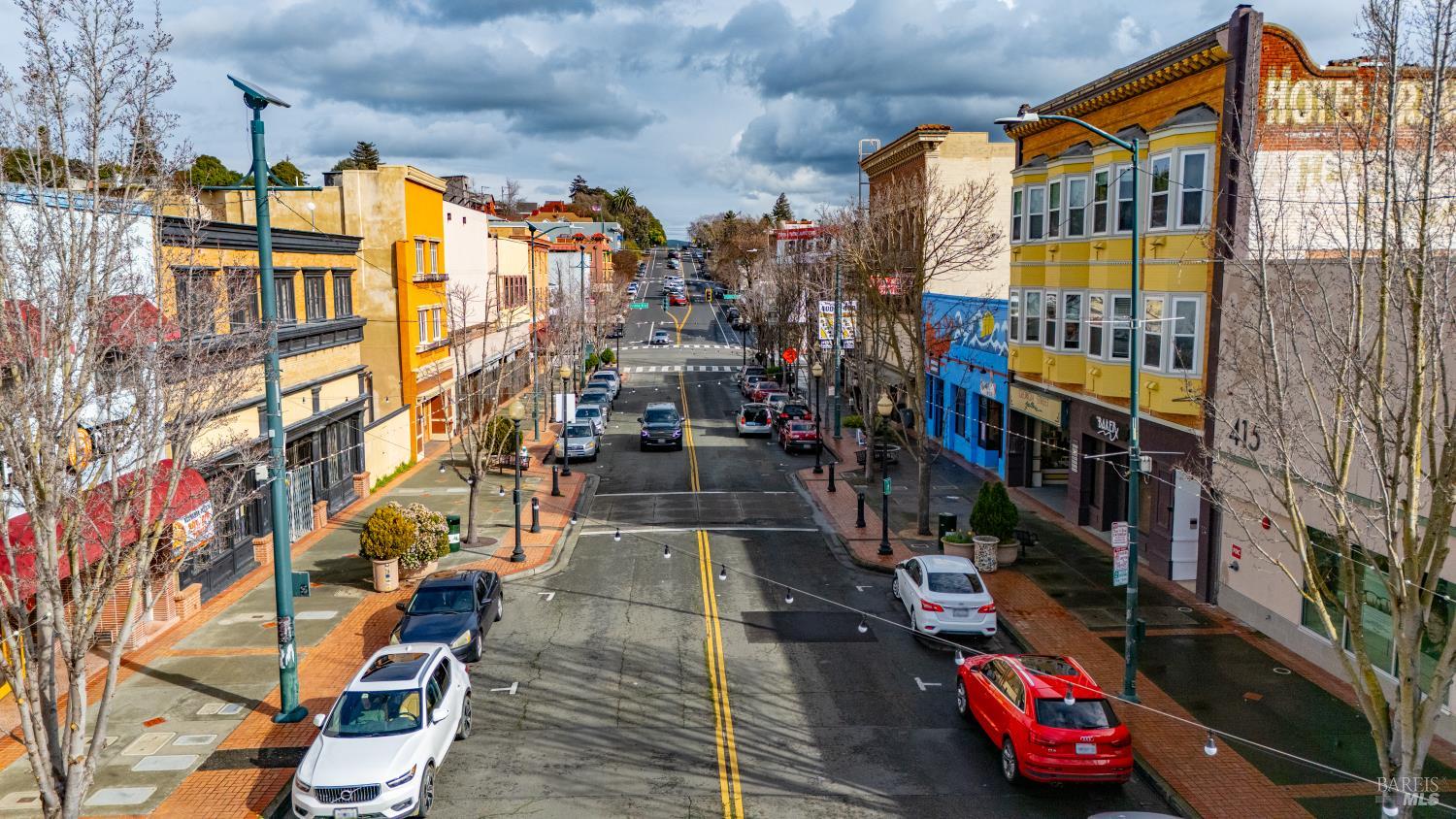 1711 Sonoma Boulevard