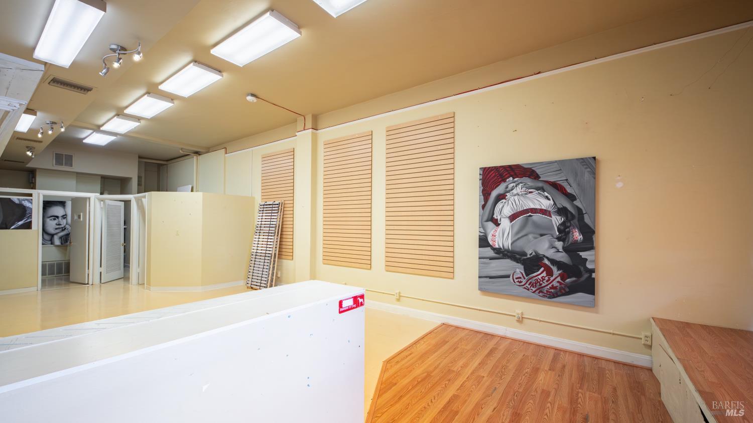 1711 Sonoma Boulevard