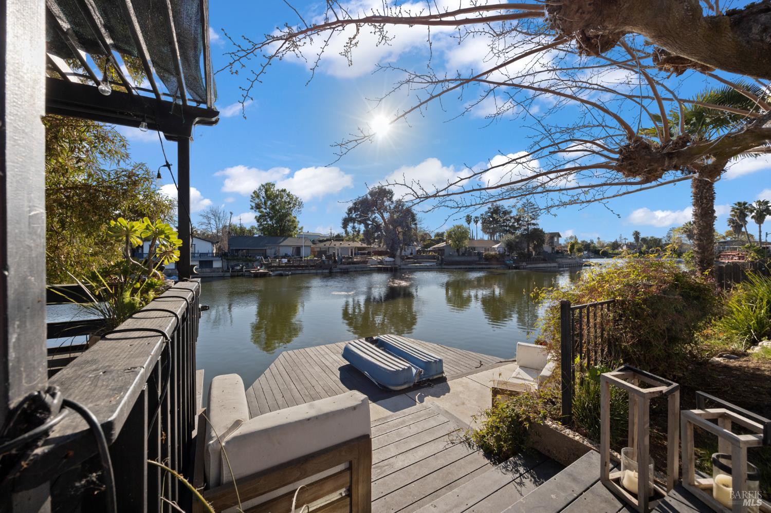 120 E Lake Drive