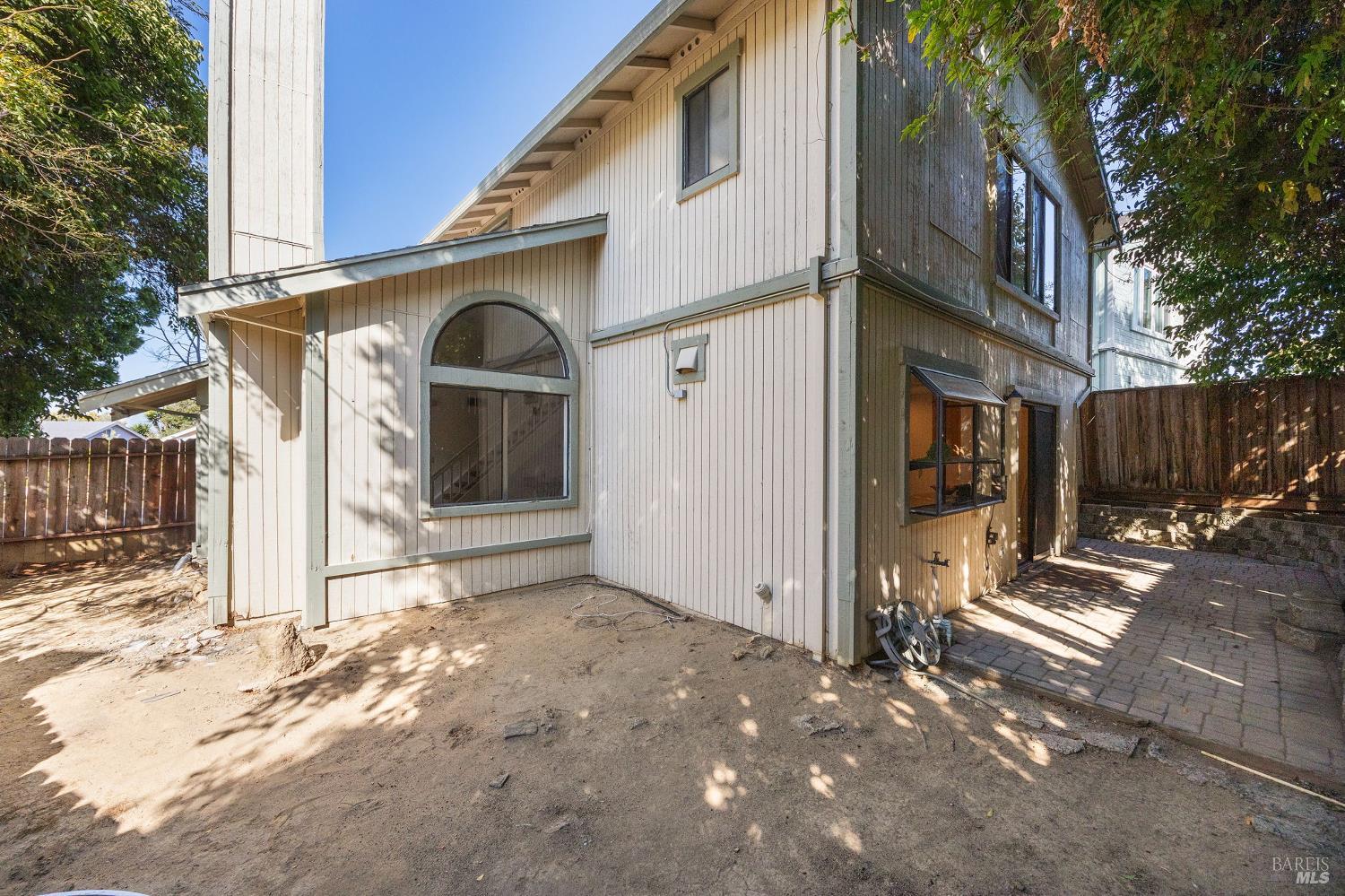 600 Lighthouse Drive
