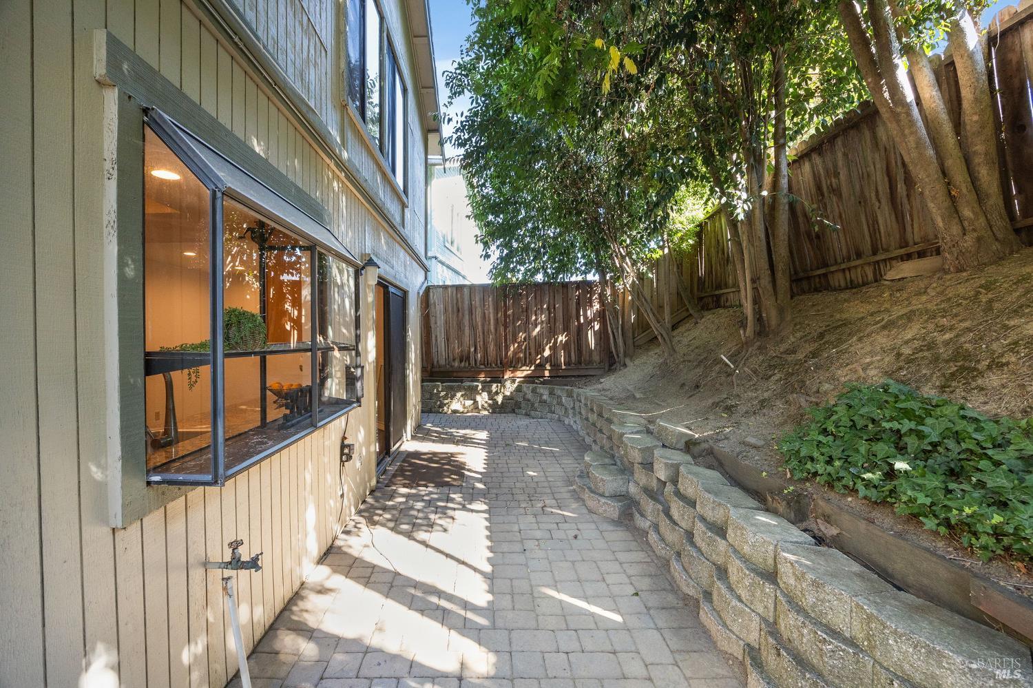 600 Lighthouse Drive