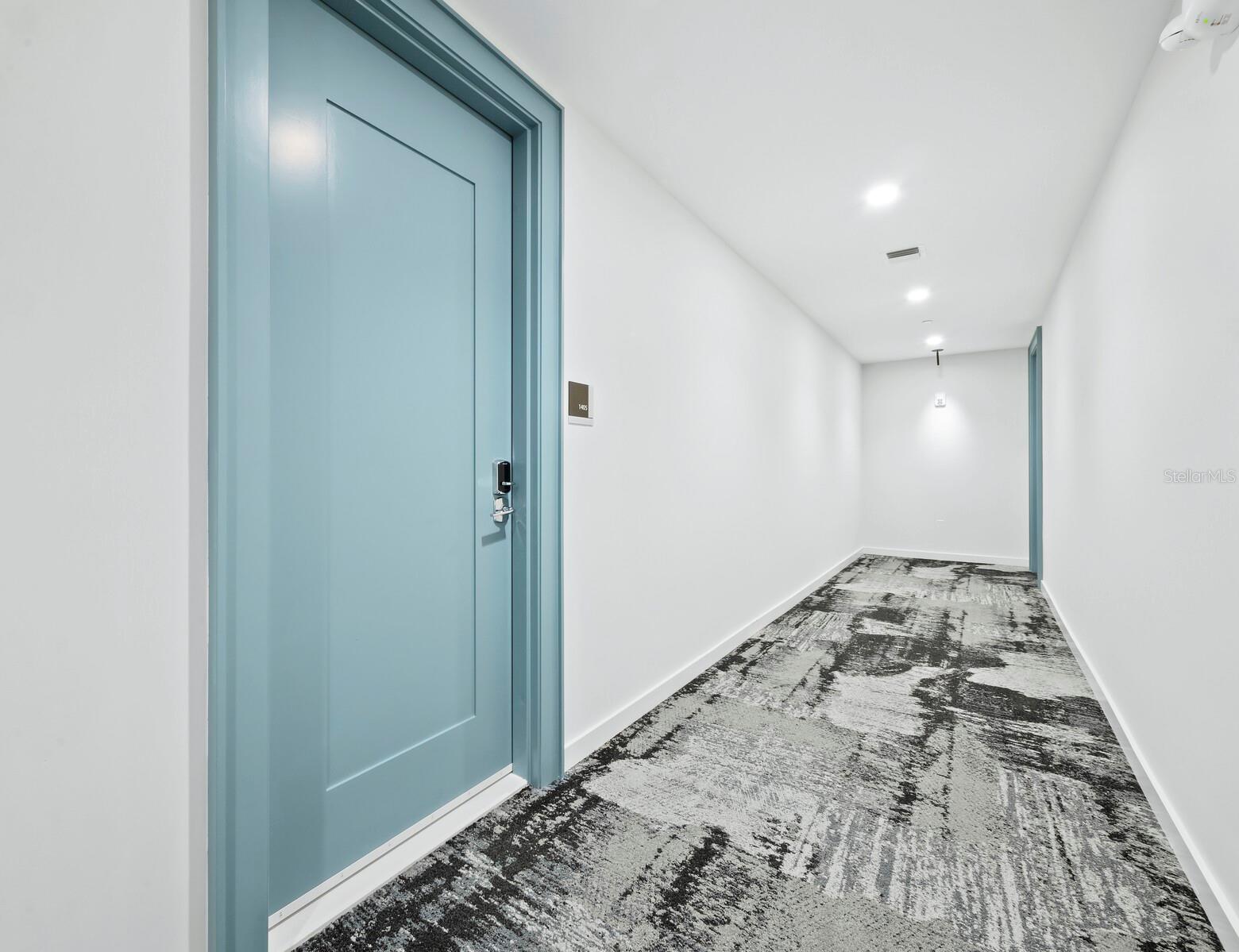 301 QUAY COMMONS #1405