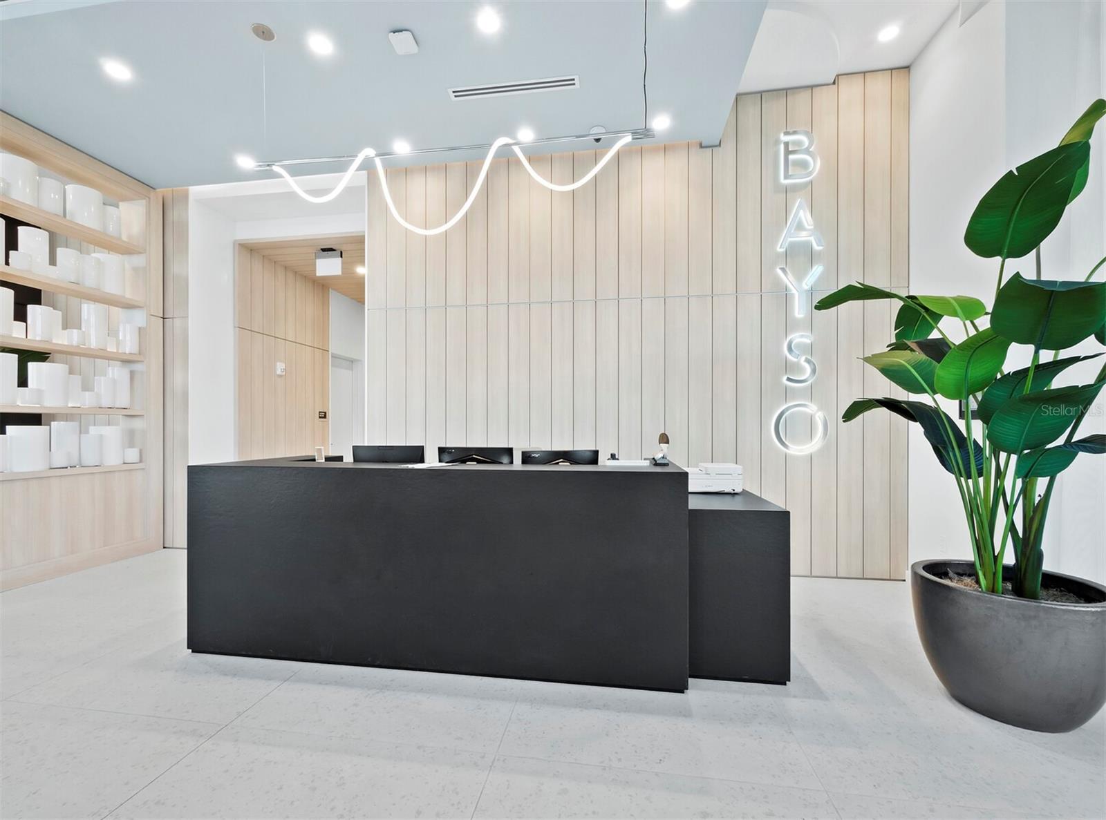 301 QUAY COMMONS #1405