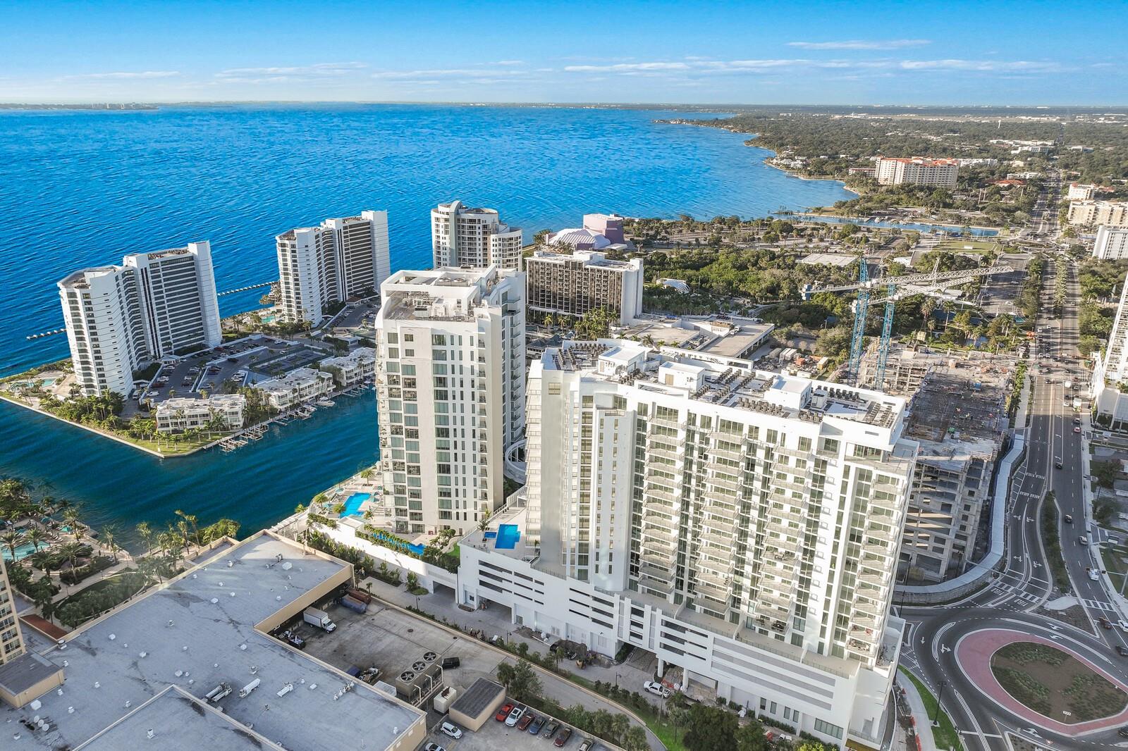 301 QUAY COMMONS #1405