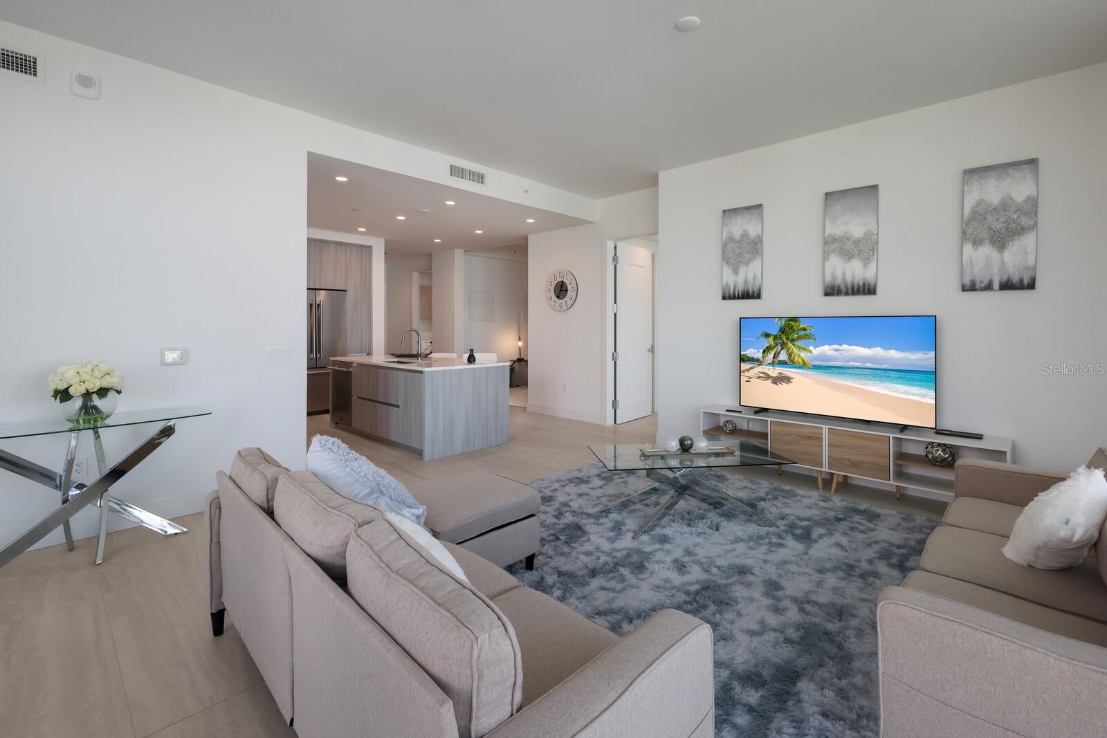 301 QUAY COMMONS #1405