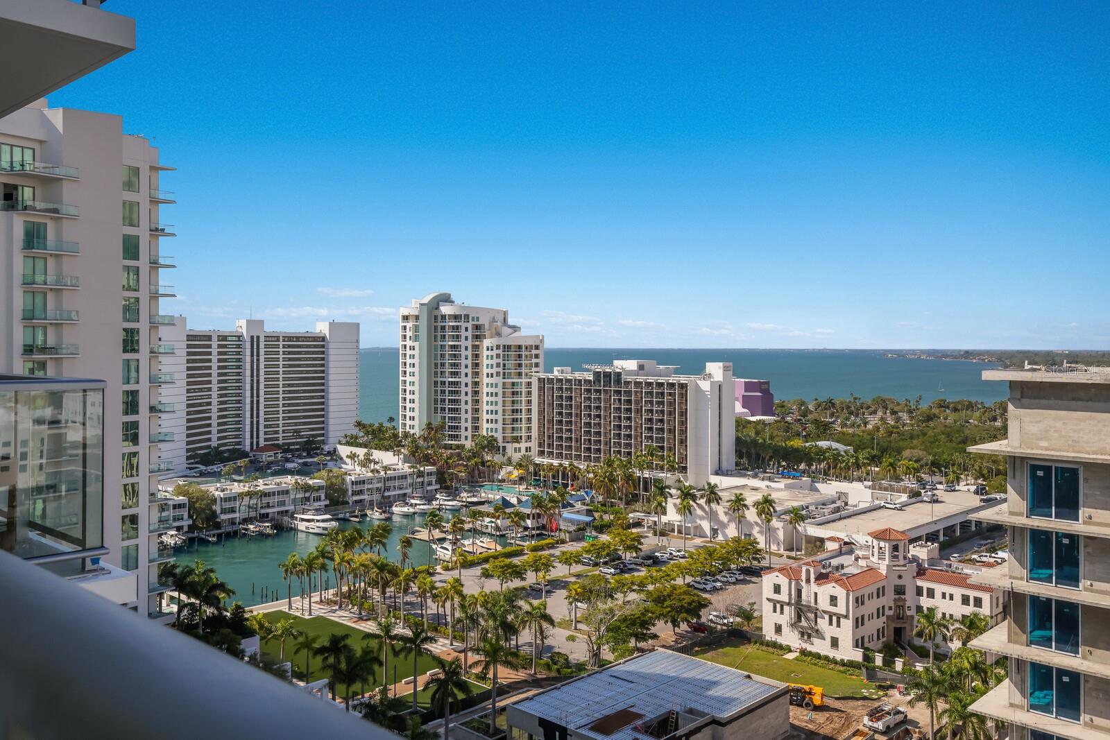 301 QUAY COMMONS #1405
