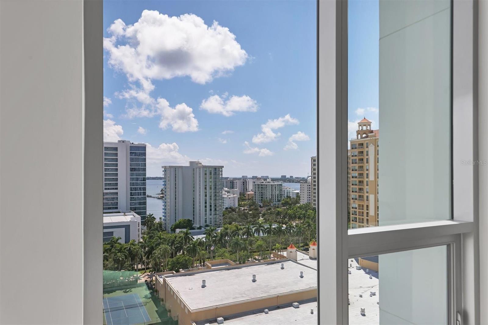 301 QUAY COMMONS #1209