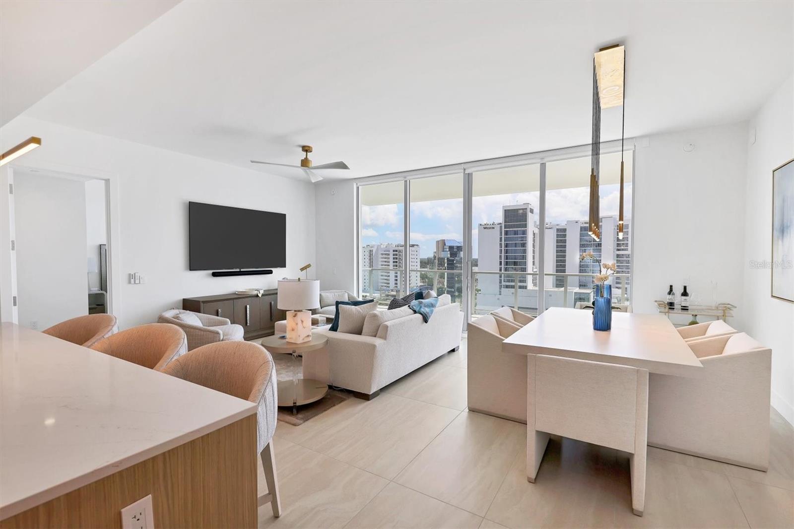 301 QUAY COMMONS #1209