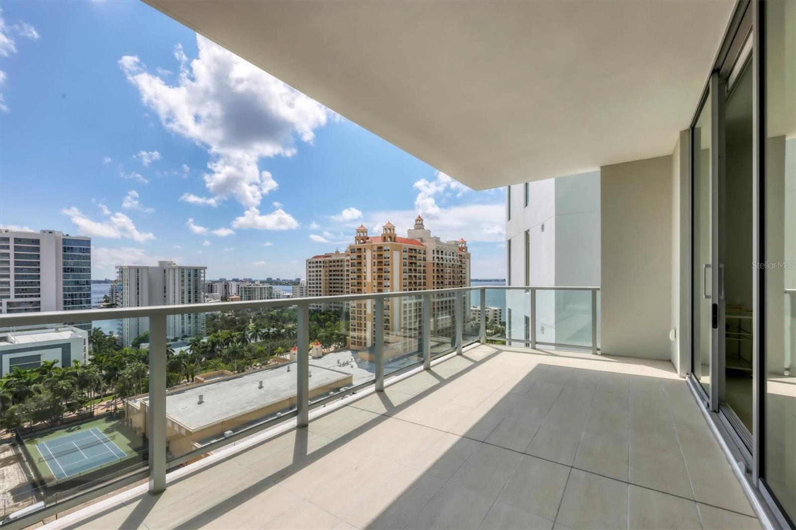 301 QUAY COMMONS #1209