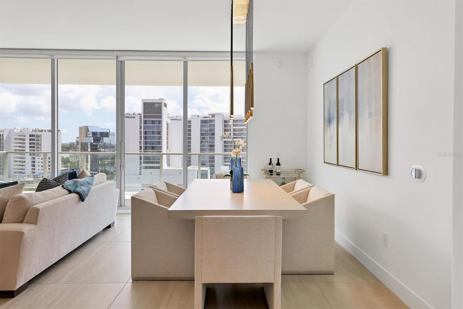 301 QUAY COMMONS #1209