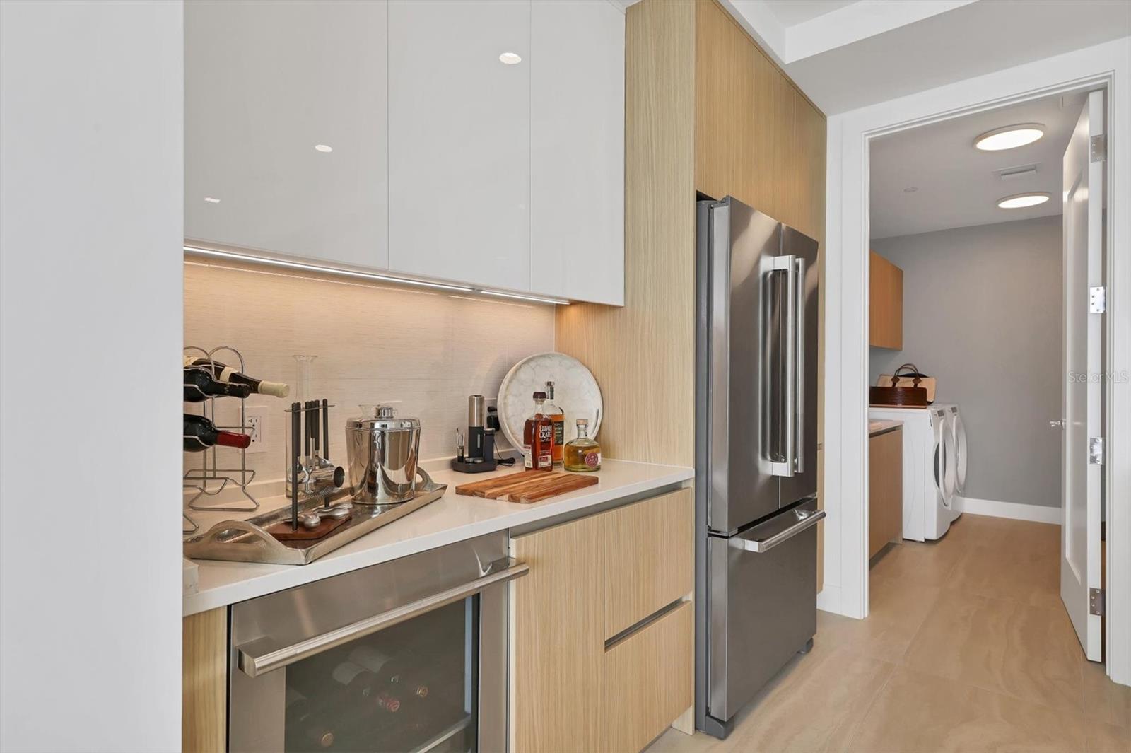 301 QUAY COMMONS #1209