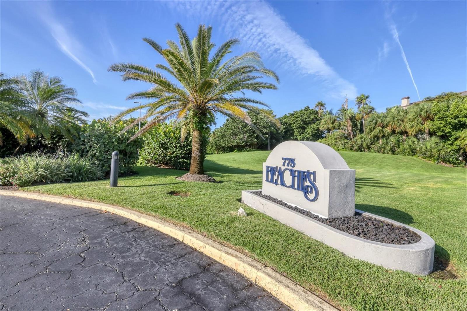 775 LONGBOAT CLUB RD #902