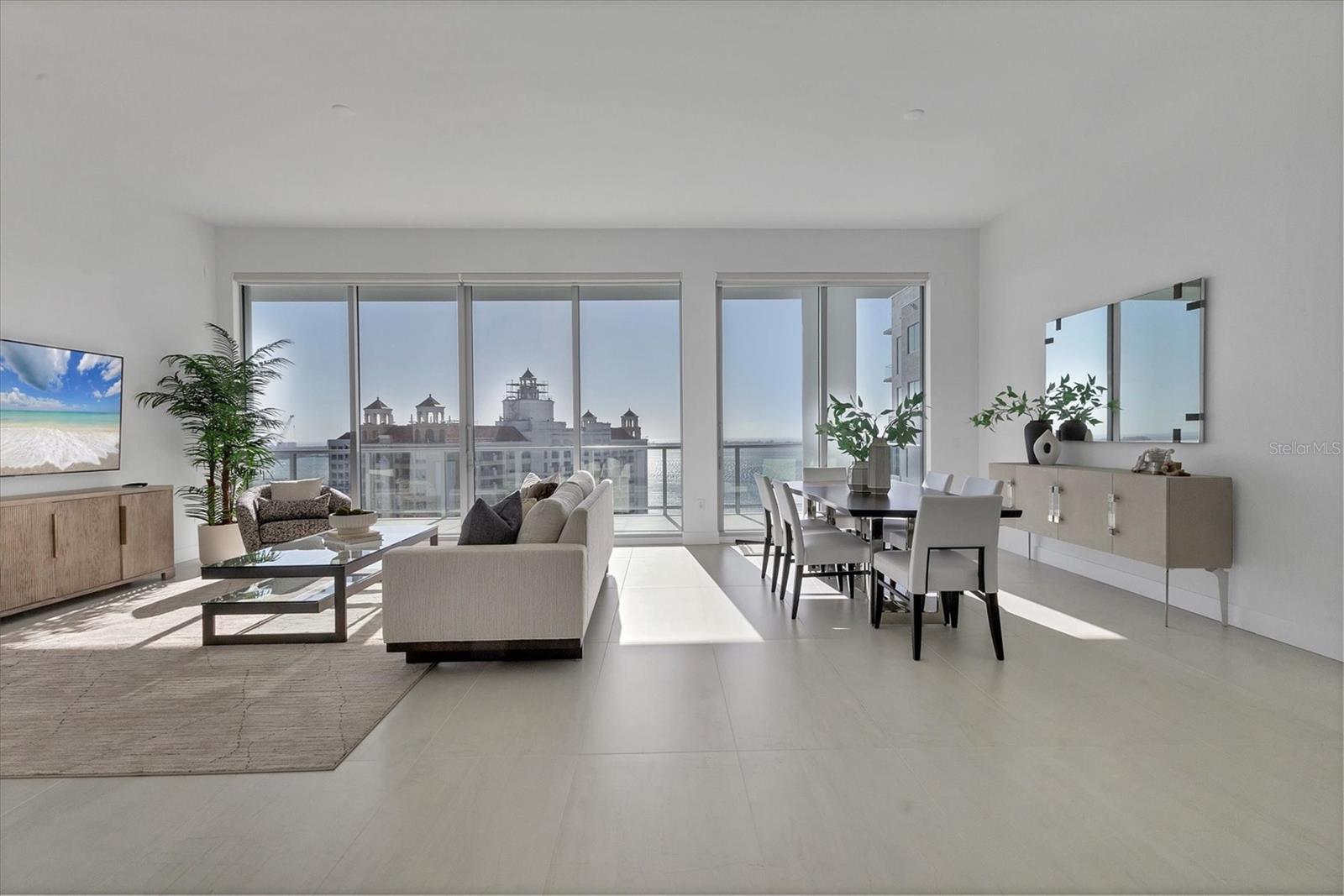 301 QUAY COMMONS #1811