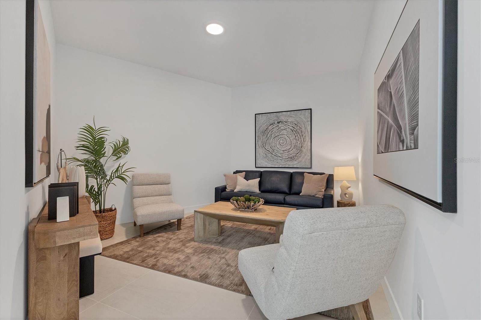 301 QUAY COMMONS #1811