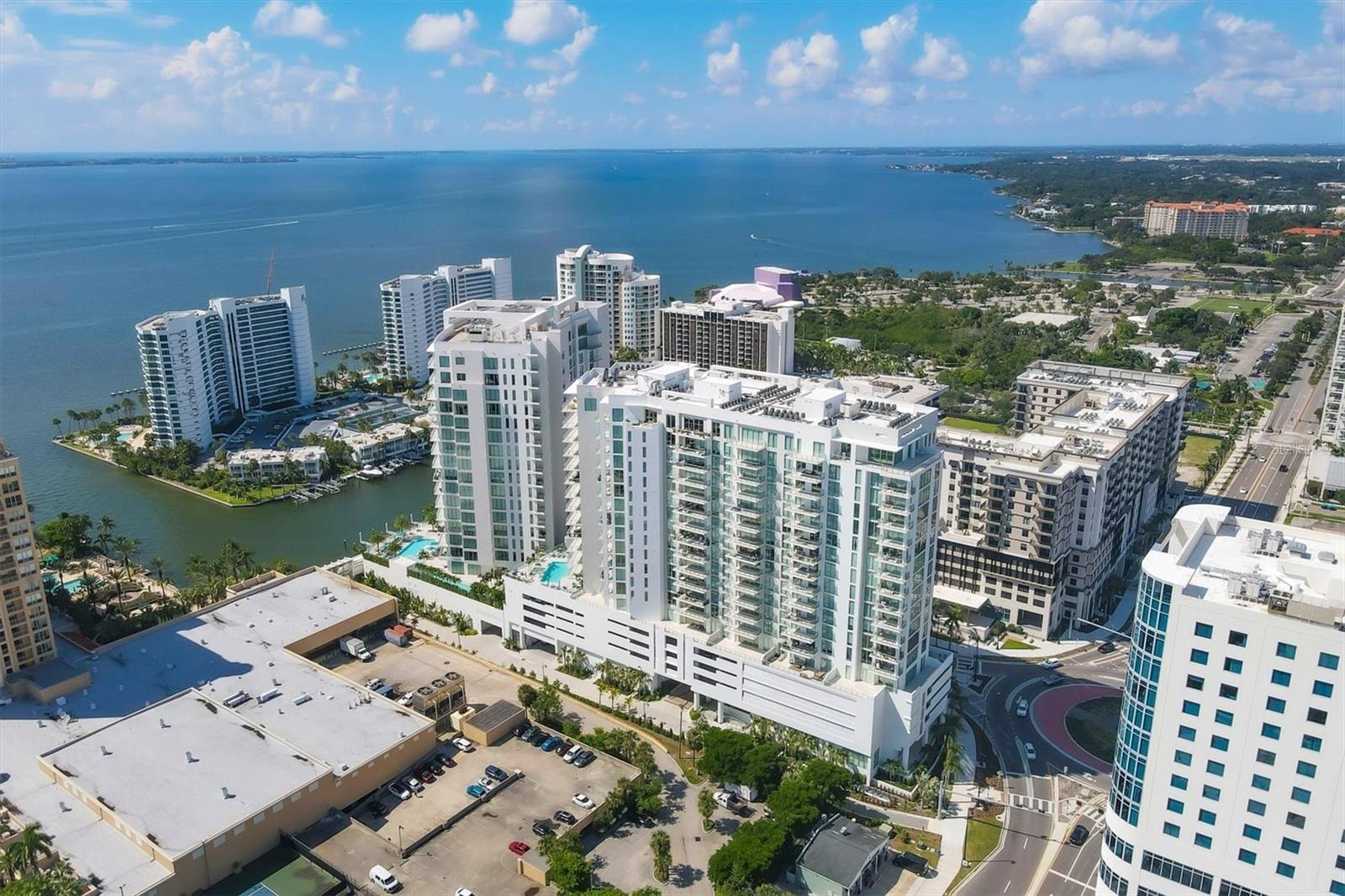 301 QUAY COMMONS #1811