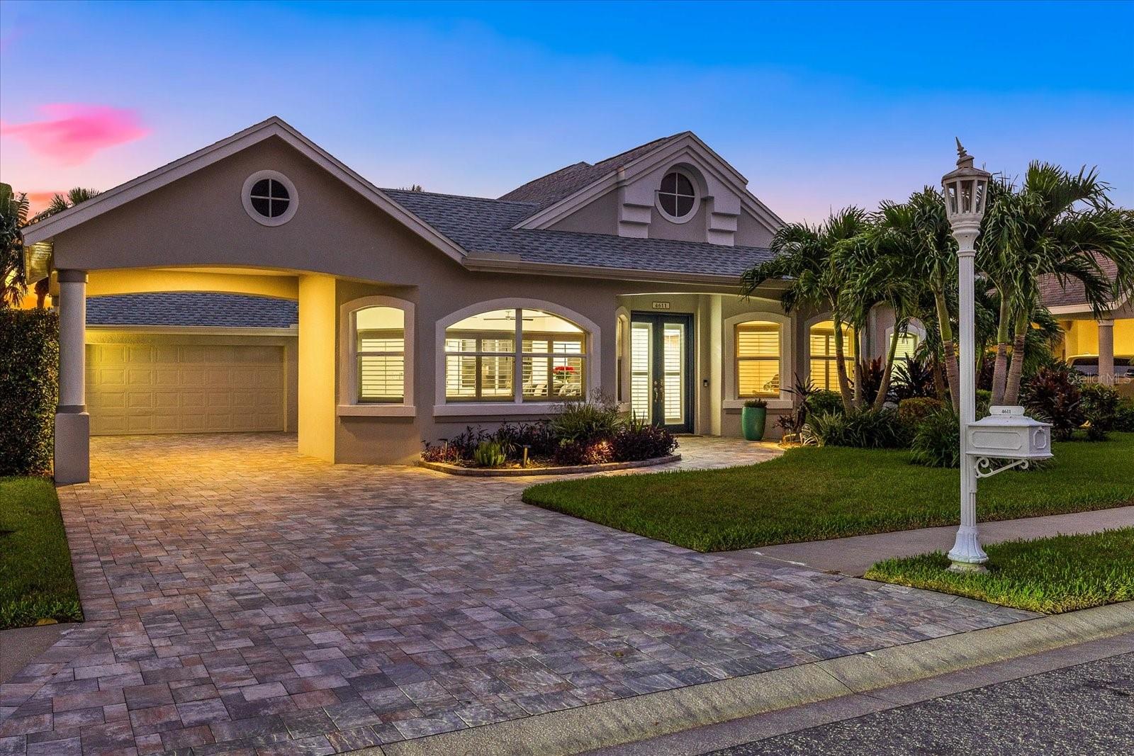 4611 SHARK DR