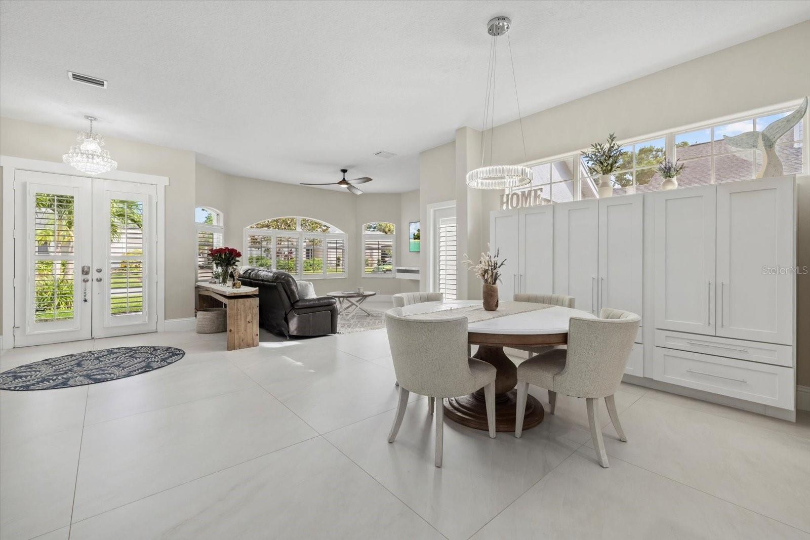 4611 SHARK DR