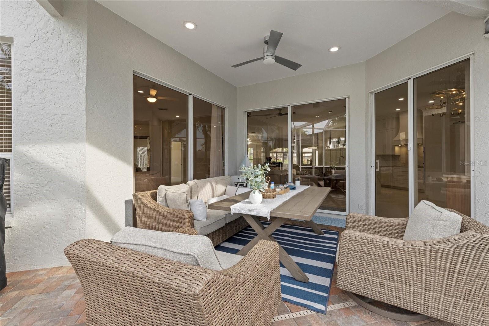 4611 SHARK DR