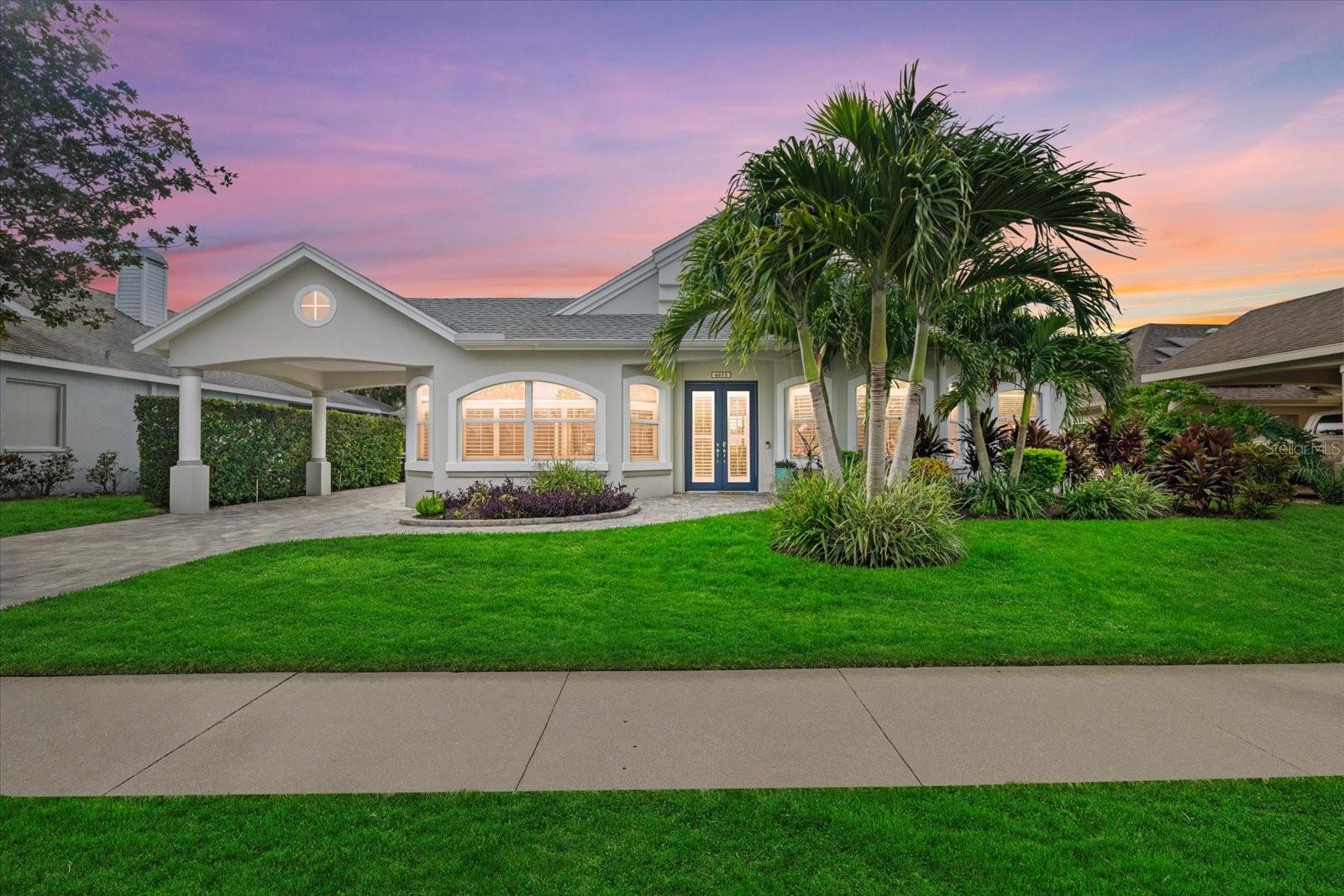 4611 SHARK DR