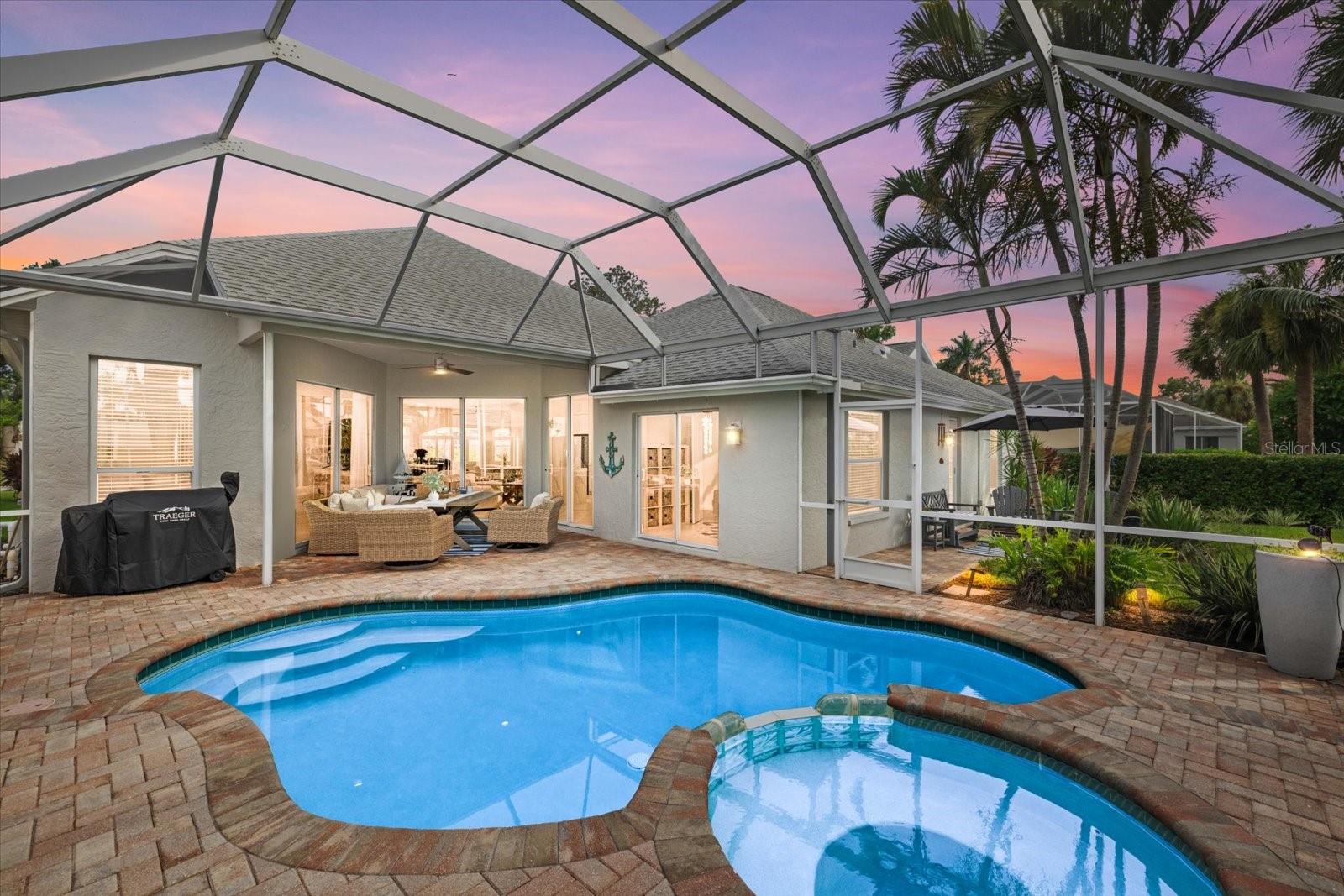 4611 SHARK DR