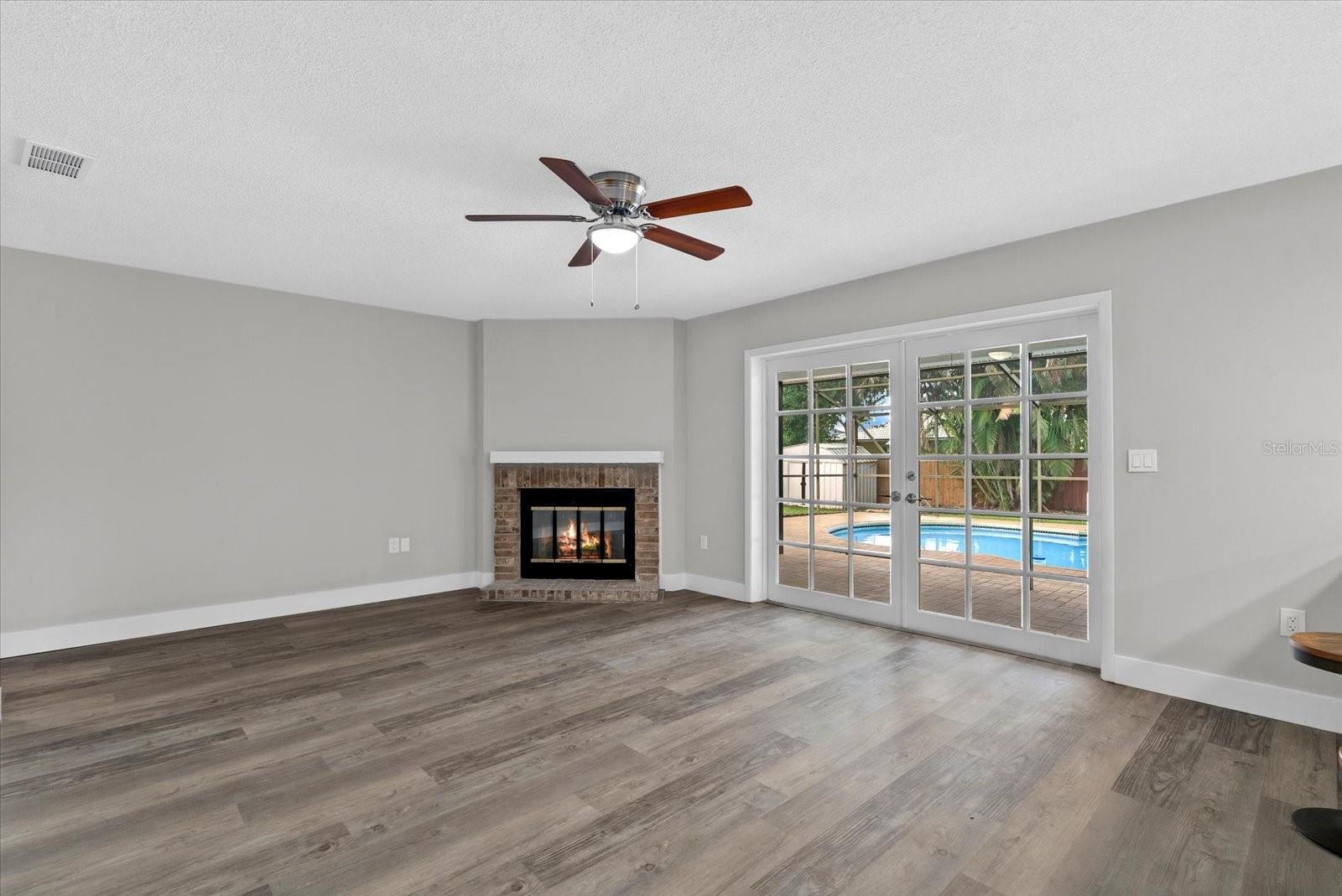 2118 HUNTINGTON AVE