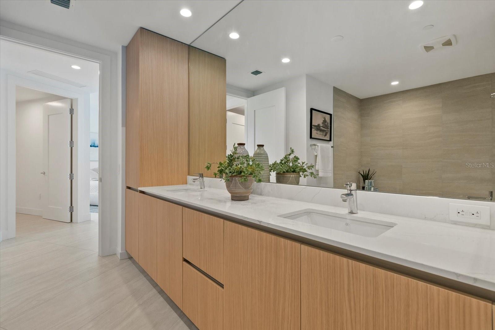 301 QUAY COMMONS #1110