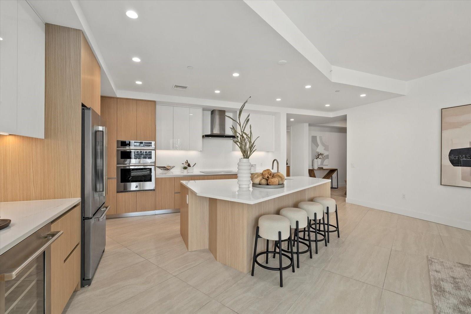 301 QUAY COMMONS #1110